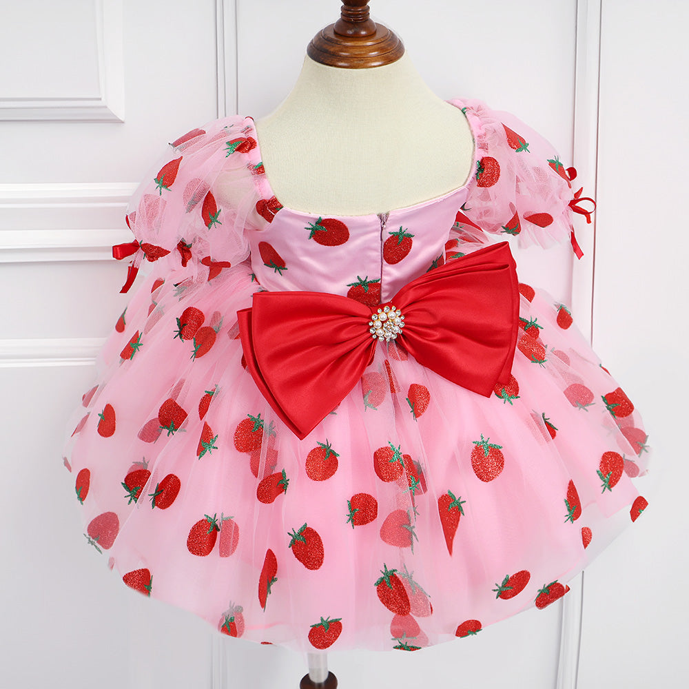 Berry First Birthday Outfit, Personalized Baby Girl Strawberry Clothes Set, Sweet One Baby dress, Baby Shower Gift, Cake Smash Photoshoot